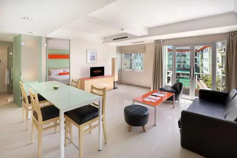 Harris Hotel & Residences Riverview Kuta in Kuta, Badung, Bali — foto 4