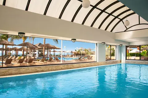 Atlantica Miramare Beach Hotel in Limassol — foto 11