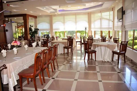 Buna Park Hotel in Shkodra — foto 5