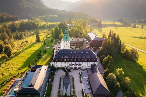 Schloss Elmau Luxury Spa & Cultural Hideaway in Krün, foto 7
