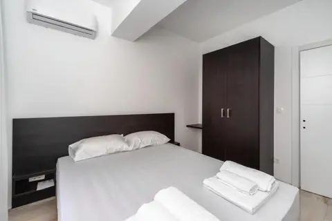 N Hotel in Sutomore — foto 3