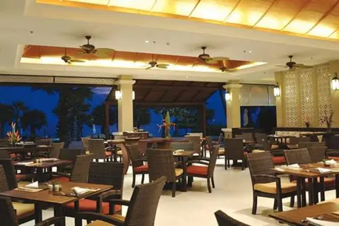 Ravindra Beach Resort & Spa in นาจอมเทียน — foto 7