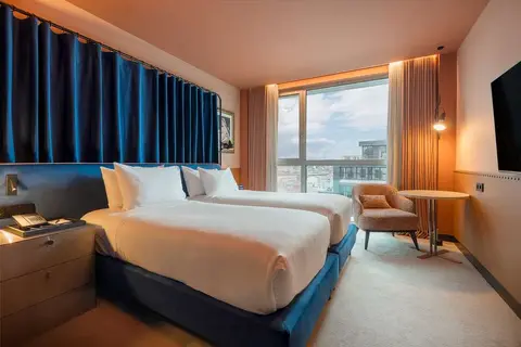 Cenica Porto Hotel Curio Collection by Hilton in Porto