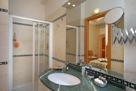 Hotel Astor Bologna in Bologna — foto 13