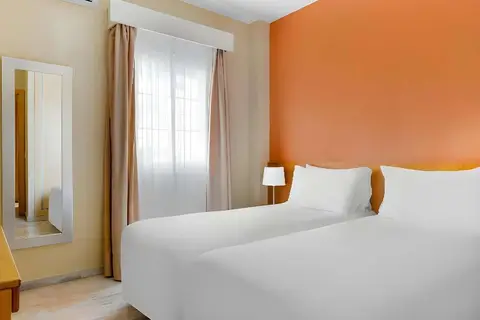 Royal Oasis Club at Pueblo Quinta in Benalmádena — foto 6