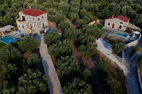 Chateau Eleon foto 1