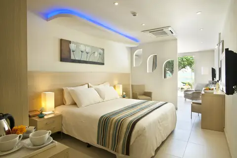 Pernera Beach Hotel in Παραλίμνι — foto 30
