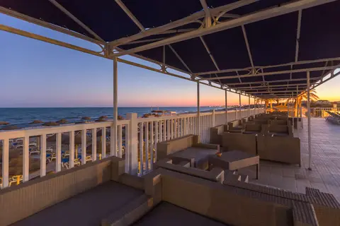 Samira Club in منارة الحمامات — foto 29