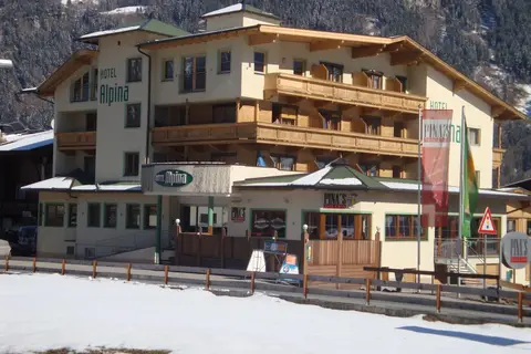 Hotel Alpina in Ried im Zillertal