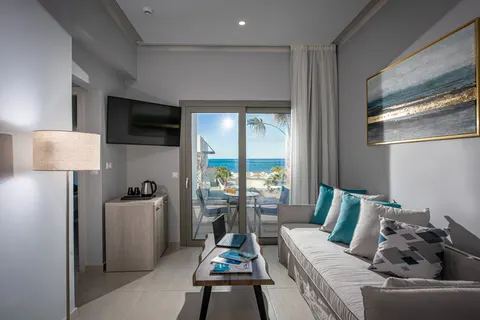 Saint George Gournes Bay in Gouves Municipal Unit — foto 14