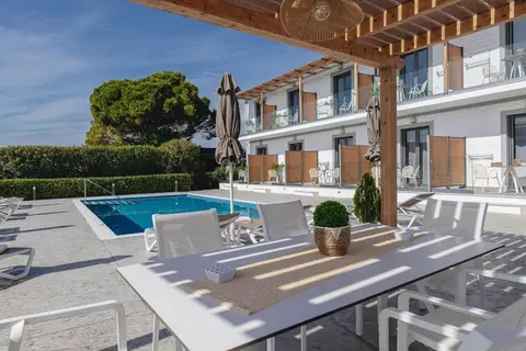 White Canvas Boutique Studios in Δημοτική Ενότητα Λαγανά — foto 15