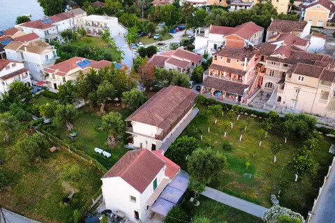 Ever Green in Δημοτική Ενότητα Λευκιμμαίων — foto 18