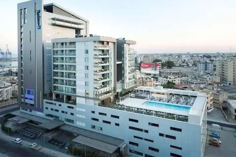 Radisson Blu Hotel, Larnaca in Larnaca — foto 2