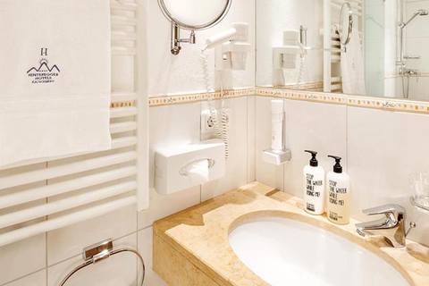 Familien-Erlebnishotel Hinteregger foto 23