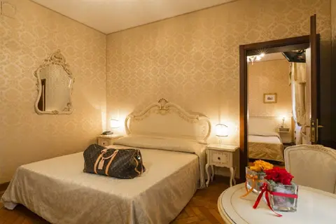 Palazzo Guardi in Venetië, foto 8