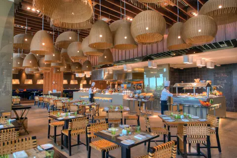 Crowne Plaza Abu Dhabi - Yas Island in جزيرة ياس — foto 3