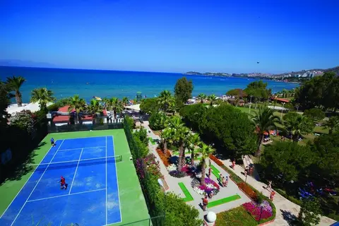 Batihan Beach Resort & Spa in Kuşadası — foto 20