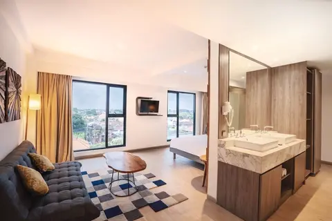 Kamaniiya Petitenget Seminyak in Kuta — foto 14