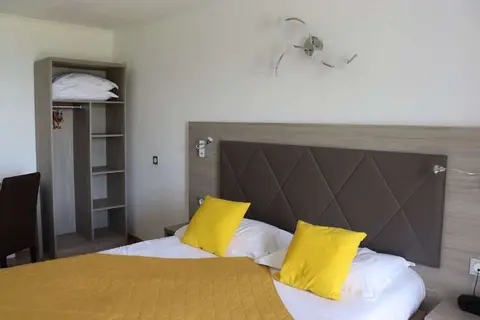 Hotel Bellevue Saint Florent in Saint-Florent — foto 11