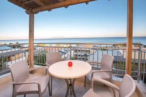 Grand Blue Beach Hotel in Grand Blue Beach Hotel, foto 22