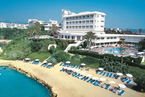 Cynthiana Beach Hotel in Kissonerga