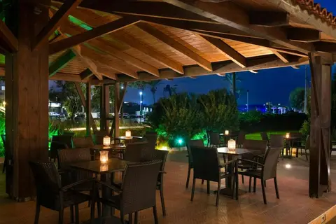 Matoula Beach Hotel in Trianda (Ialysos), foto 19
