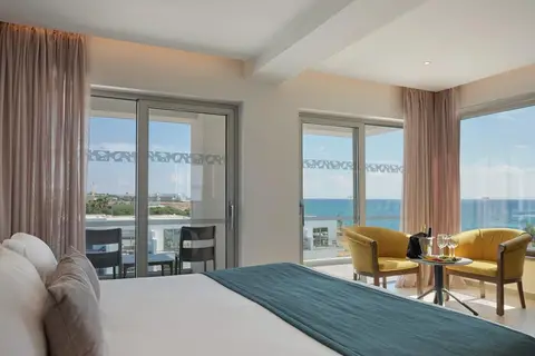 Atlantica Sungarden Park in Ayia Napa — foto 2