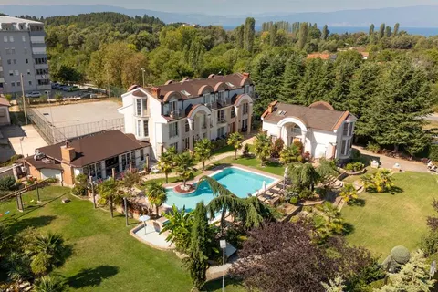 Aleksandar Villa foto 1