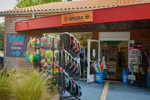 Camping La Pinède foto 17