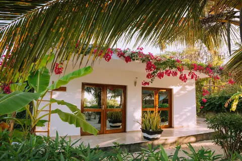 White Paradise Boutique Resort in Pongwe — foto 14