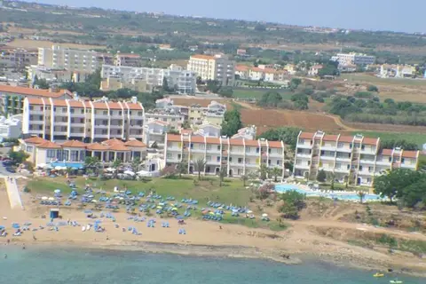 MyroAndrou Hotel Apartments in Leoforos Protara-Cavo Greco