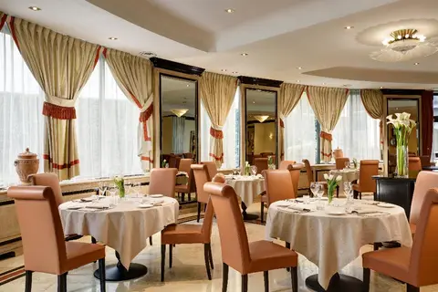 UNAHOTELS Scandinavia Milano in Milaan — foto 2