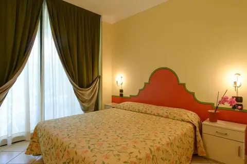 Residence Le Terrazze Sul Lago in Padenghe sul Garda — foto 27
