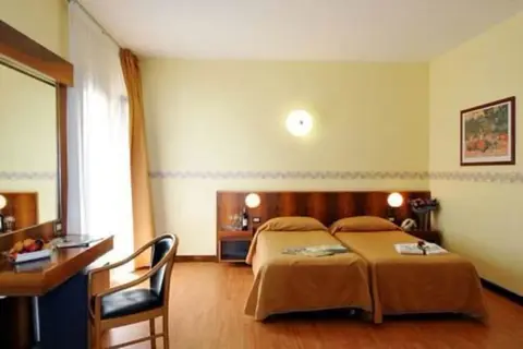 Park Hotel Jolanda in San Zeno di Montagna — foto 29