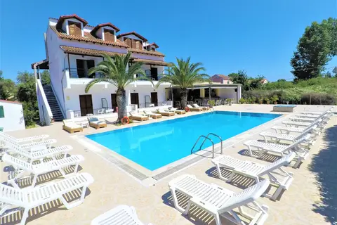 Captain's Studios & Apartments in Δημοτική Ενότητα Λευκιμμαίων — foto 20