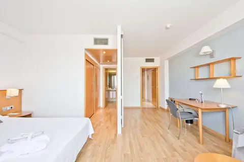 Aparthotel Atenea Vallès in Granollers — foto 20