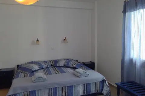 Mouria in Καλύβια — foto 12