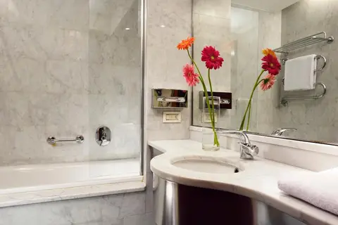 UNAHOTELS Mediterraneo Milano in Milaan — foto 9