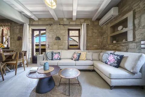 Asion Lithos in Δημοτική Ενότητα Γοργολαΐνη — foto 7