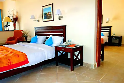 Viva Blue Resort & Diving in Coraya Divers Naga Bay — foto 16