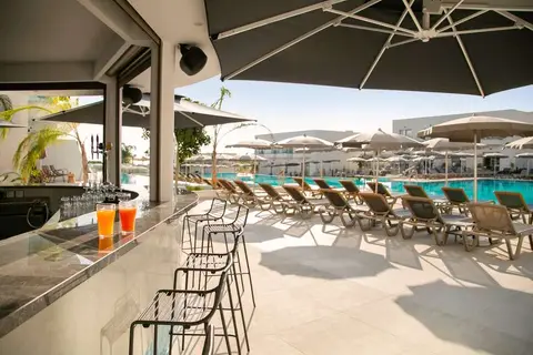 Atlantica Aqua Blue in Protaras, foto 6