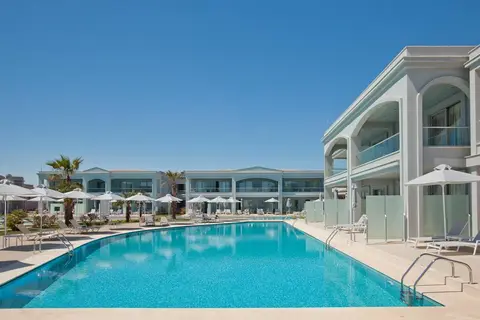 Blue Lagoon Queen in Καλύβες Πολυγύρου — foto 6