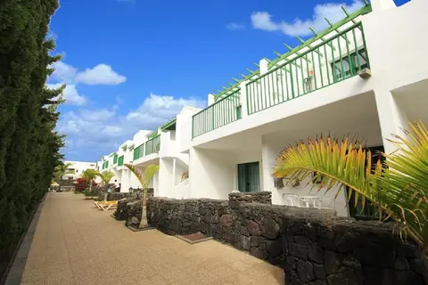 Apartamentos Acuario Sol in Pocillos