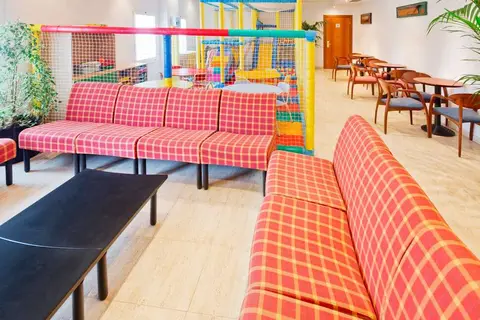 Hotel GHT Maritim in Calella — foto 18