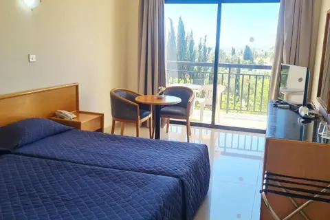 Veronica Hotel in Paphos — foto 14
