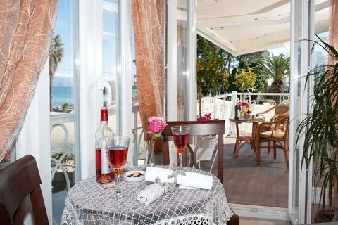 Molfetta Beach Hotel in Γουβιά — foto 17