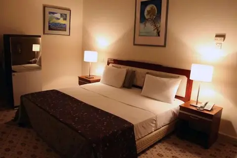 Dome Hotel in Girne — foto 15