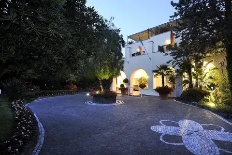 Villa Durrueli Resort & Spa in Ischia — foto 7