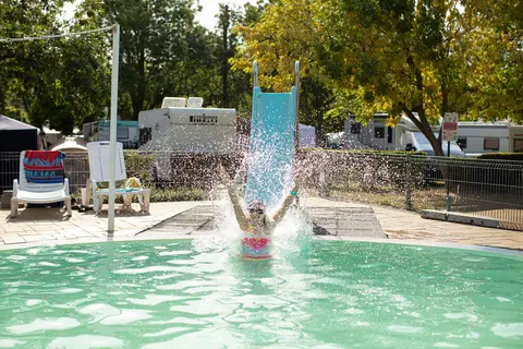 Aranypart Camping & Apartments in Siófok — foto 14