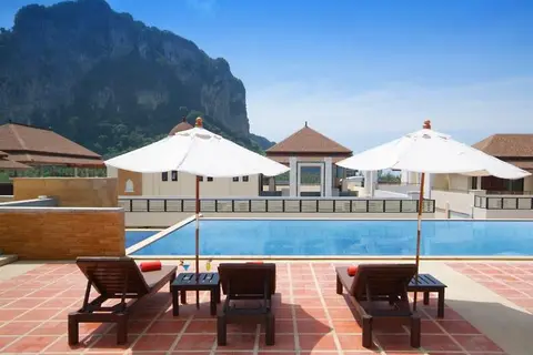 Avani Ao Nang Cliff Krabi Resort in Krabi — foto 2